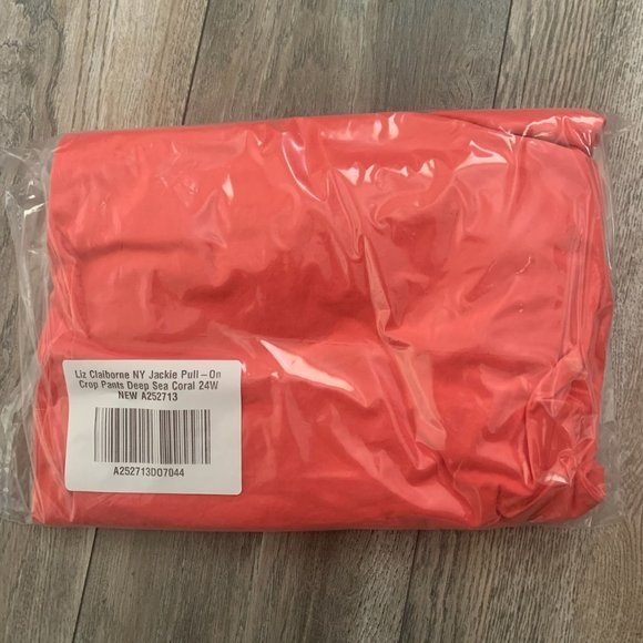 NWT LIZ CLAIBORNE NY JACKIE PULL ON CROP PANTS 28W - Picture 12 of 14